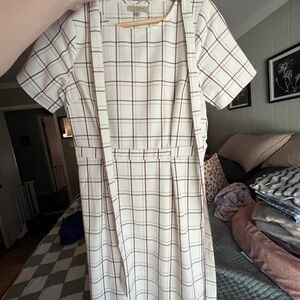 Roolee Black Sheath Dress Short Sleeve Crew Neck